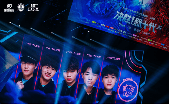 转会至绿湾 转会至绿湾