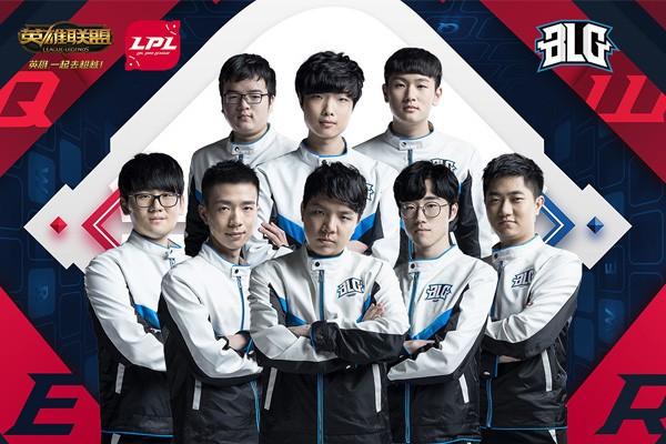 更是在某些 更是在某些