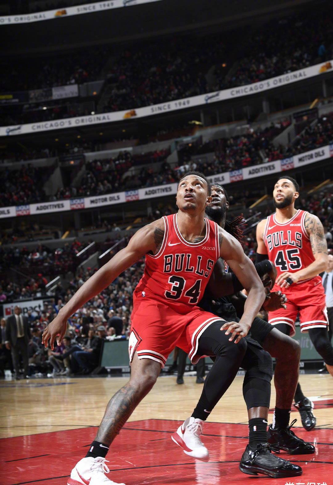 样级别的球 样级别的球